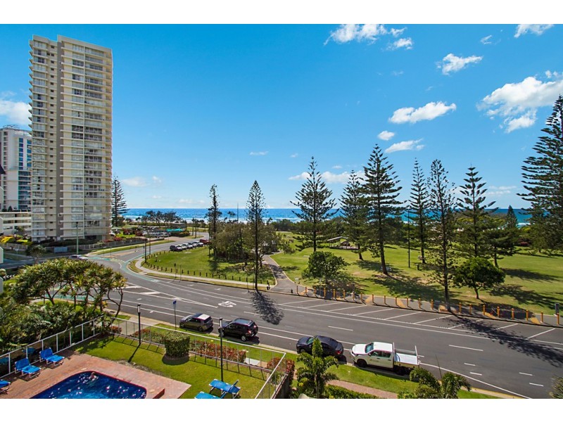 4A ‘Beach Haven’ 1 Albert Avenue, Broadbeach QLD 4218