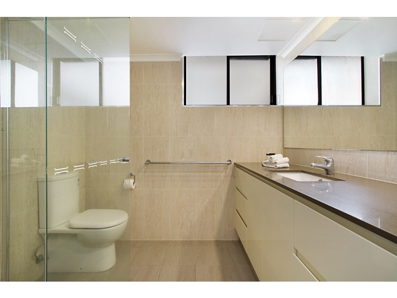 4A ‘Beach Haven’ 1 Albert Avenue, Broadbeach QLD 4218