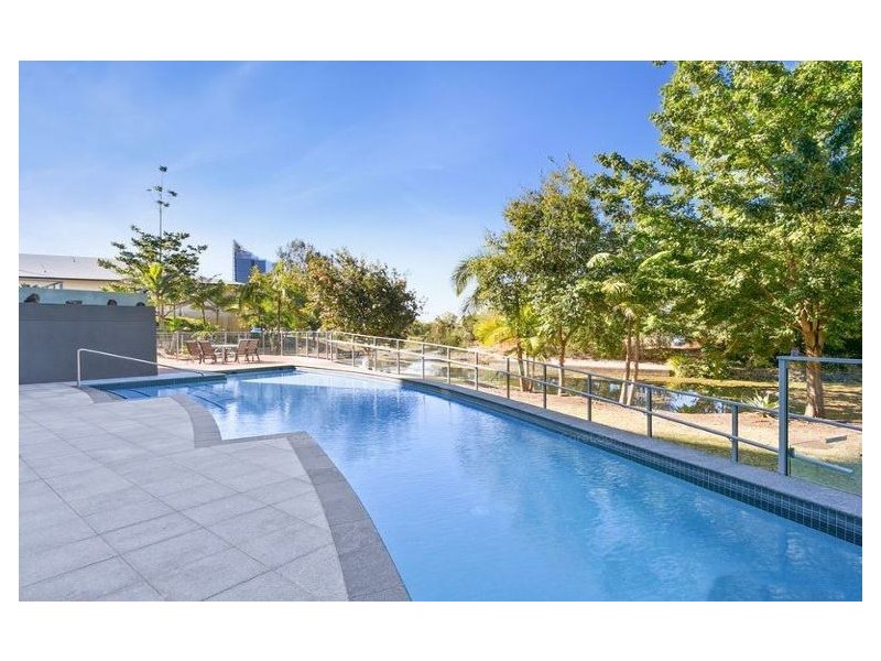 212/2-4 Riverwalk Avenue, Robina QLD 4226