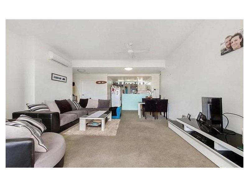 212/2-4 Riverwalk Avenue, Robina QLD 4226