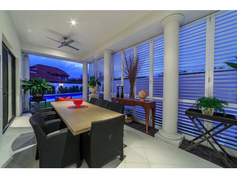 4 Waterview Crescent, Sorrento QLD 4217