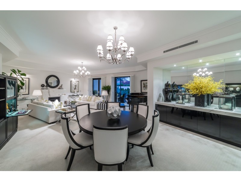 4 Waterview Crescent, Sorrento QLD 4217