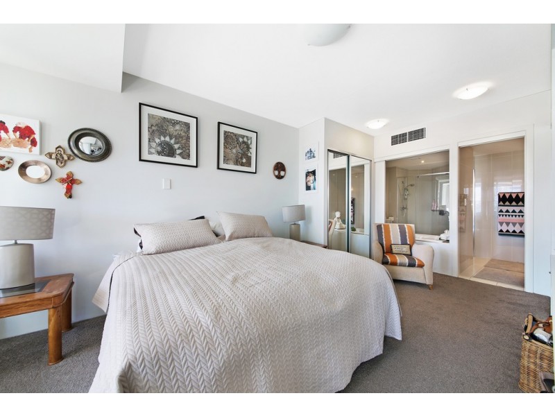 16 ‘Alexis’ 19 Mermaid Avenue, Mermaid Beach QLD 4218