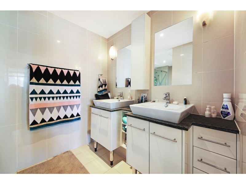 16 ‘Alexis’ 19 Mermaid Avenue, Mermaid Beach QLD 4218