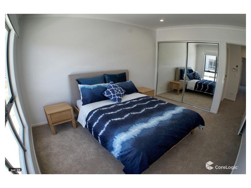 31/156 Marina Quays Blvd, Hope Island QLD 4212