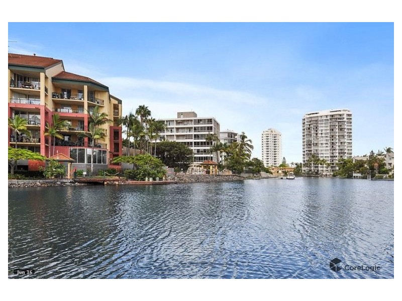 401/70 Remembrance drive, Surfers Paradise QLD 4217