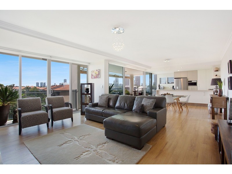 25/53 Darrambal Street, Surfers Paradise QLD 4217
