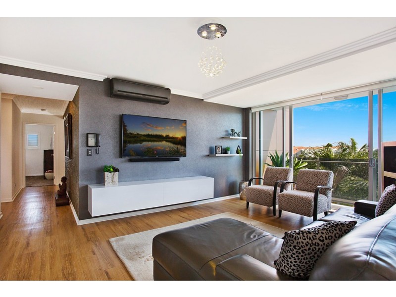 25/53 Darrambal Street, Surfers Paradise QLD 4217