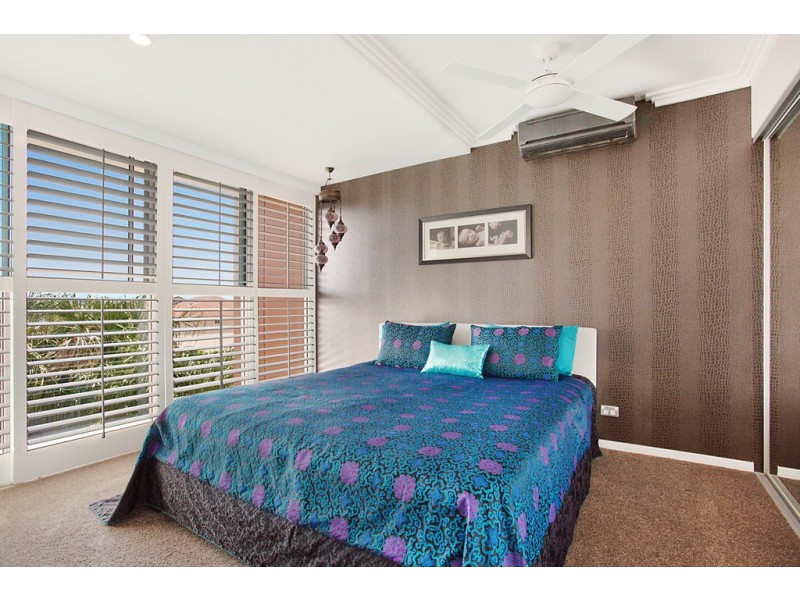 25/53 Darrambal Street, Surfers Paradise QLD 4217