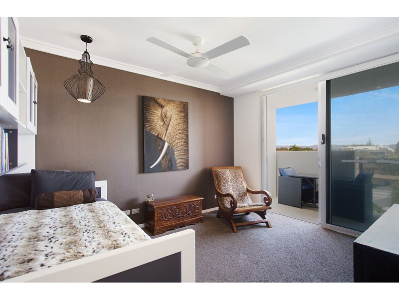 25/53 Darrambal Street, Surfers Paradise QLD 4217