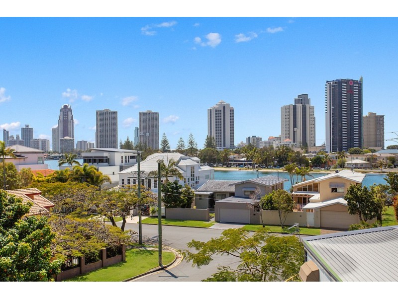 25/53 Darrambal Street, Surfers Paradise QLD 4217