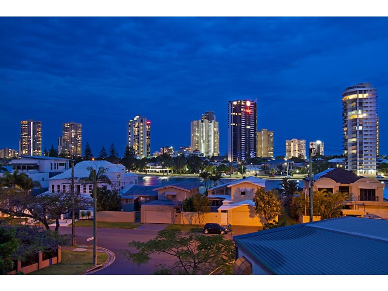 25/53 Darrambal Street, Surfers Paradise QLD 4217