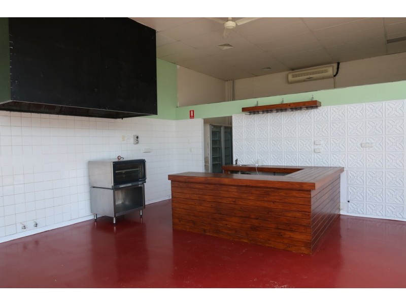 99 Ashmore Road, Benowa QLD 4217