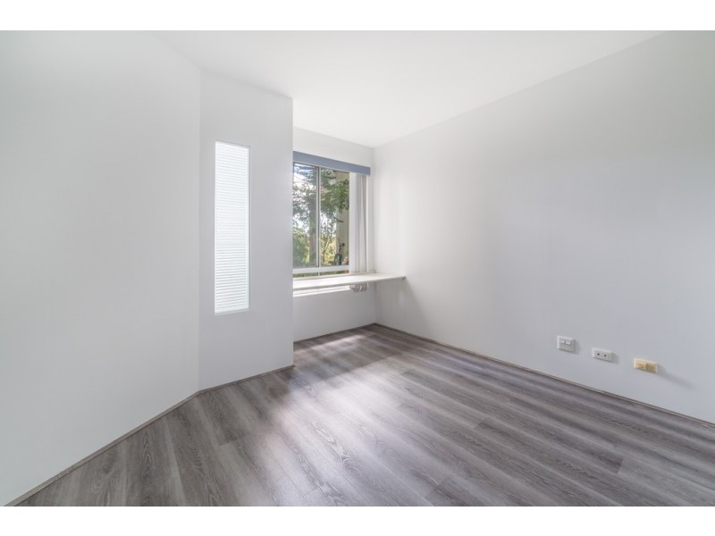 106/4951 St Andrews Terrace, Sanctuary Cove QLD 4212