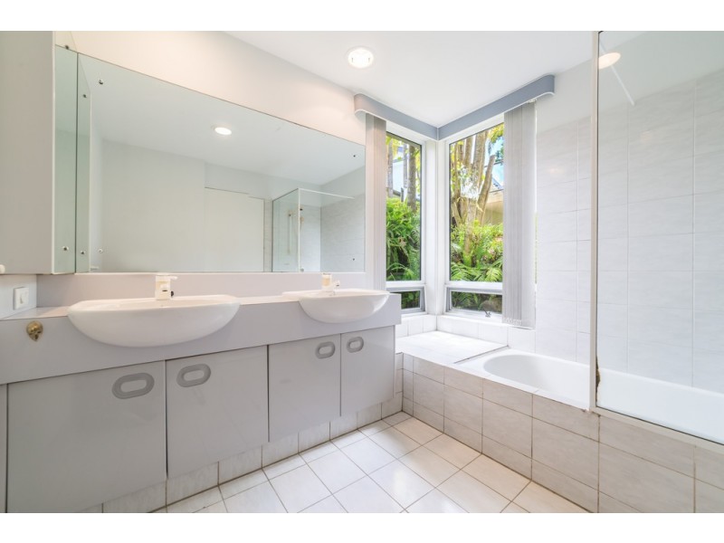 106/4951 St Andrews Terrace, Sanctuary Cove QLD 4212