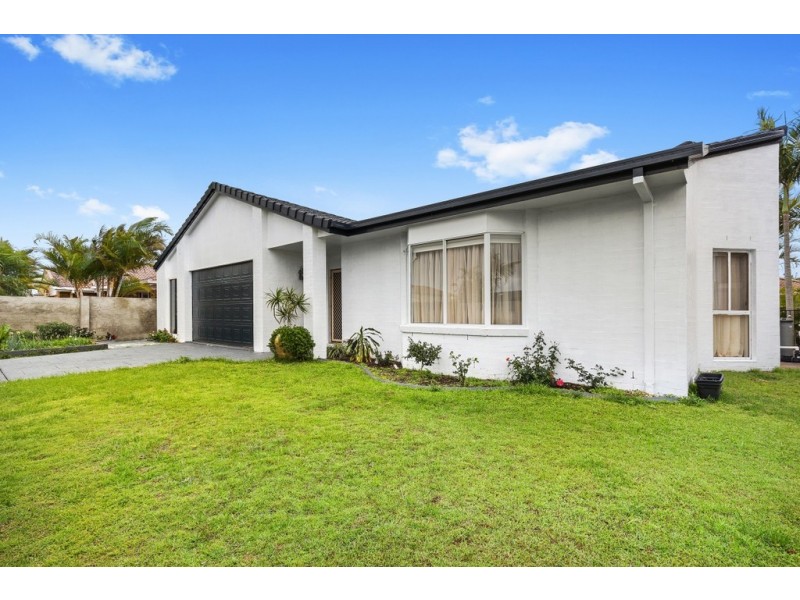 5 Santabelle Crescent, Clear Island Waters QLD 4226