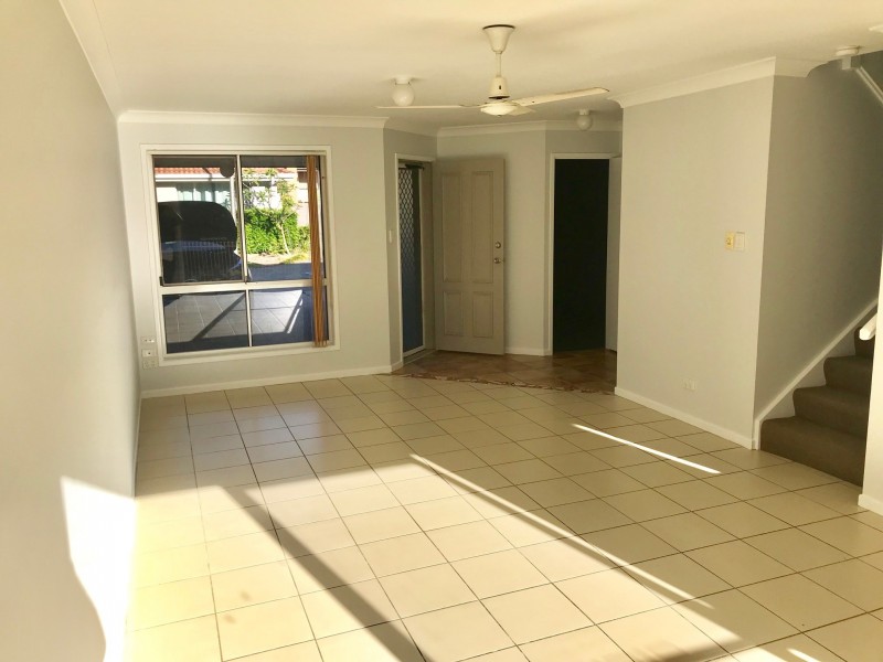 14/4 Bushmead St, Nerang QLD 4211