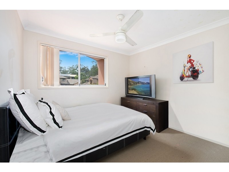 14/4 Bushmead St, Nerang QLD 4211