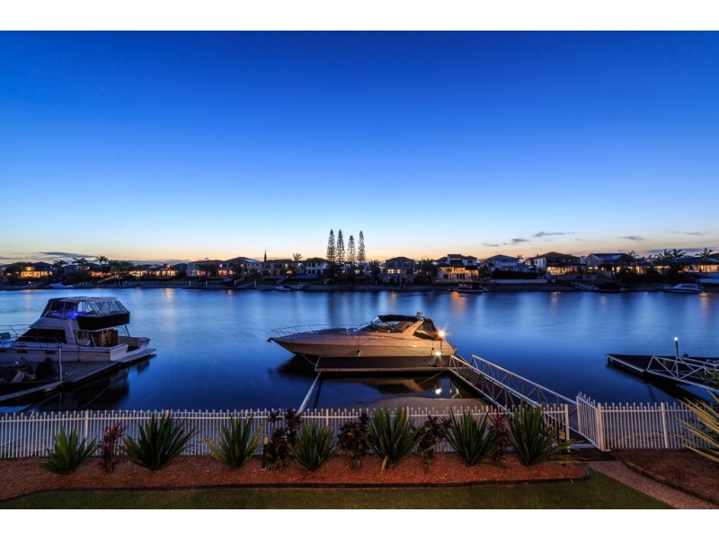 30 Charolais Crescent, Benowa Waters QLD 4217