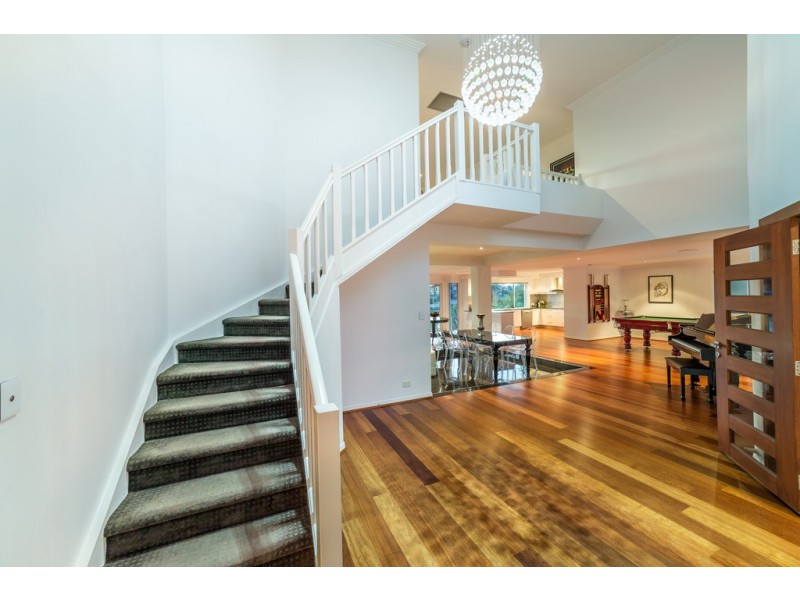 30 Charolais Crescent, Benowa Waters QLD 4217