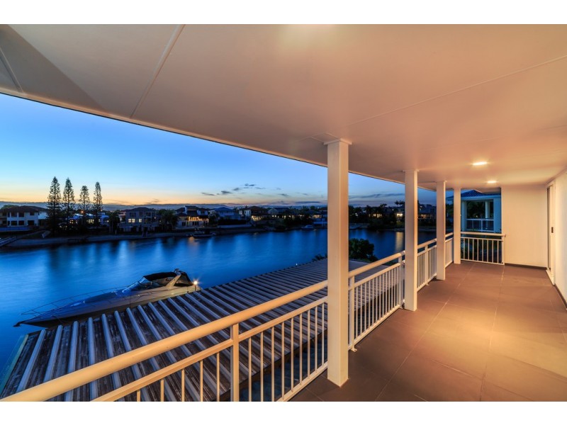 30 Charolais Crescent, Benowa Waters QLD 4217