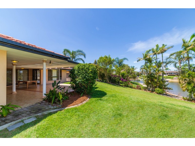 3 Braemer Court, Benowa Waters QLD 4217