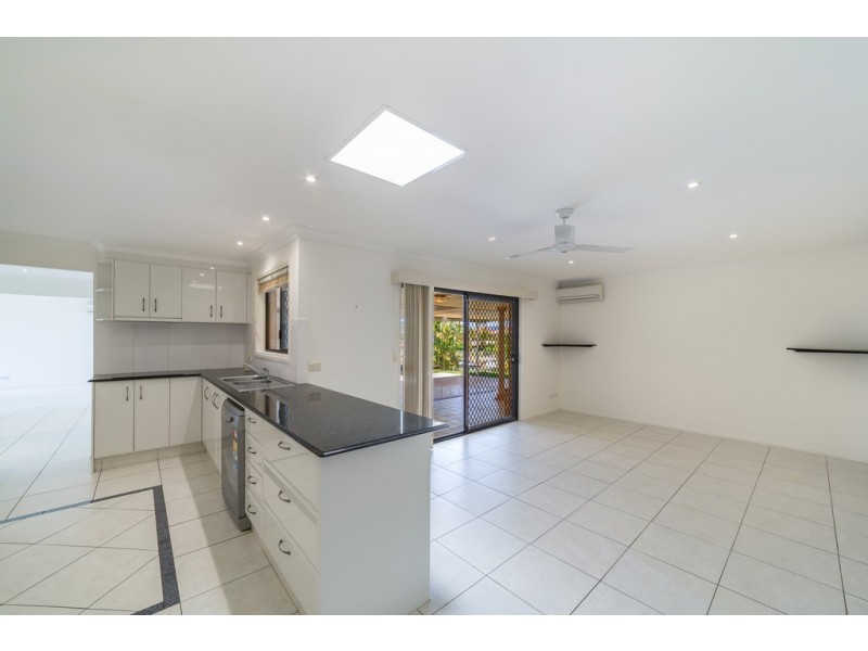 3 Braemer Court, Benowa Waters QLD 4217