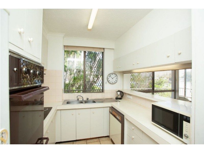 4/2964 Gold Coast Hwy, Surfers Paradise QLD 4217