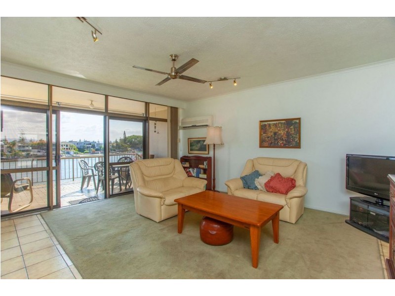 4/2964 Gold Coast Hwy, Surfers Paradise QLD 4217