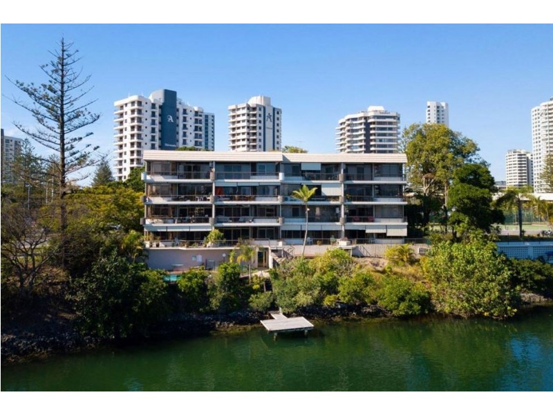 4/2964 Gold Coast Hwy, Surfers Paradise QLD 4217