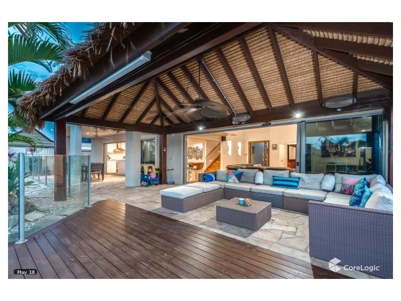9 Pensacola Court, Broadbeach Waters QLD 4218