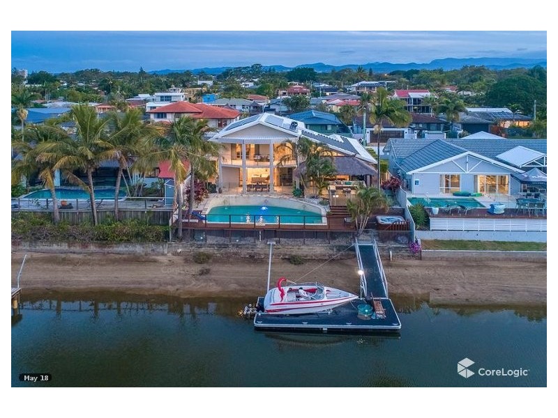 9 Pensacola Court, Broadbeach Waters QLD 4218