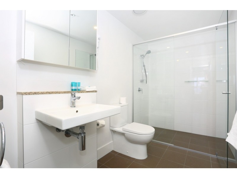 78 ‘Synergy’ 2729-2733 Gold Coast Highway, Broadbeach QLD 4218