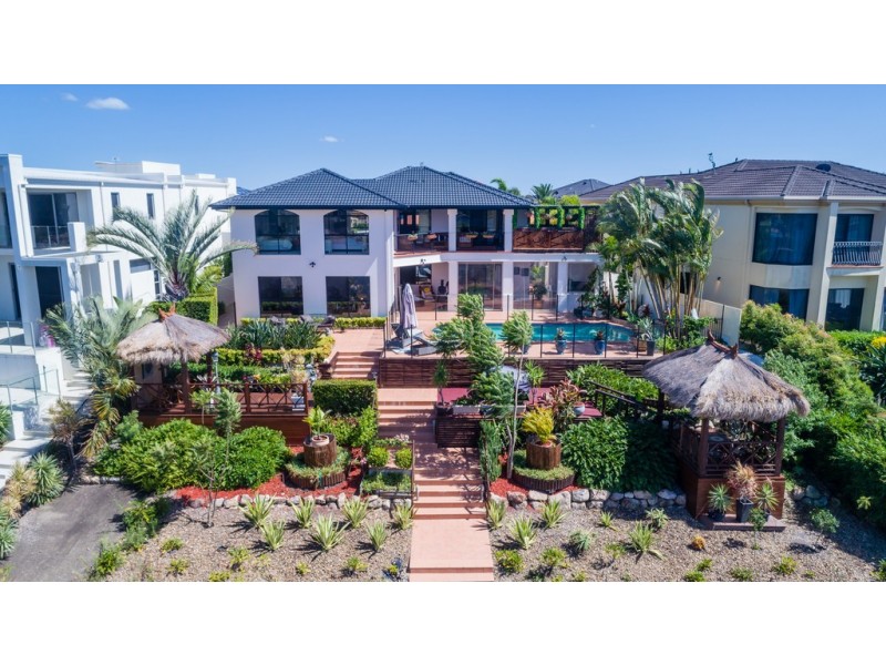 28 Clear Water Bay Avenue, Clear Island Waters QLD 4226