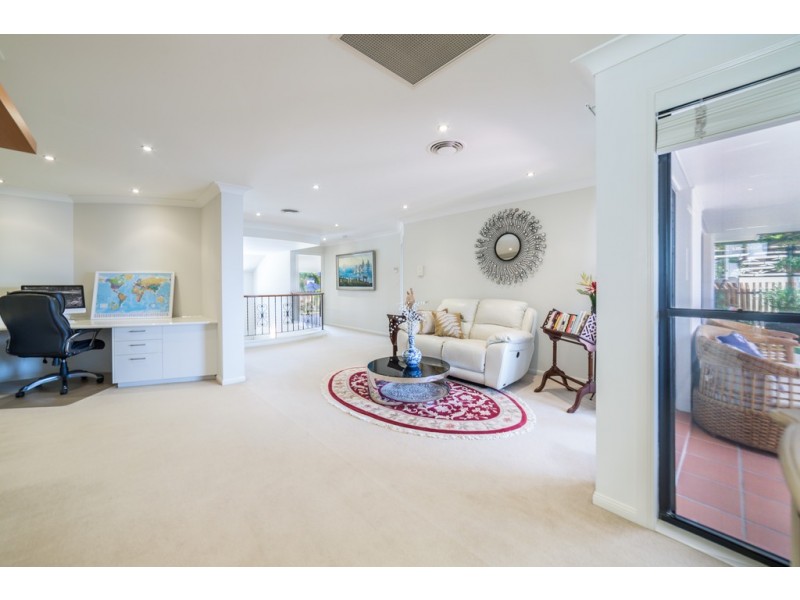 28 Clear Water Bay Avenue, Clear Island Waters QLD 4226