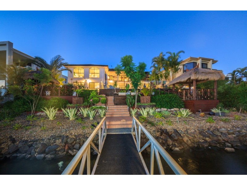28 Clear Water Bay Avenue, Clear Island Waters QLD 4226