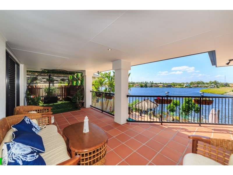 28 Clear Water Bay Avenue, Clear Island Waters QLD 4226