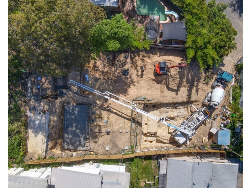 72 Hill Avenue, Burleigh Heads QLD 4220