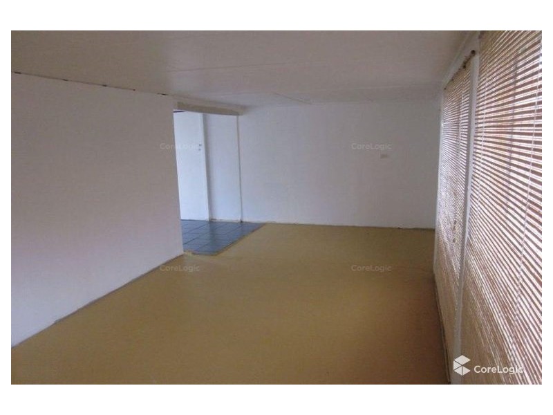 22 Ashton St, Labrador QLD 4215