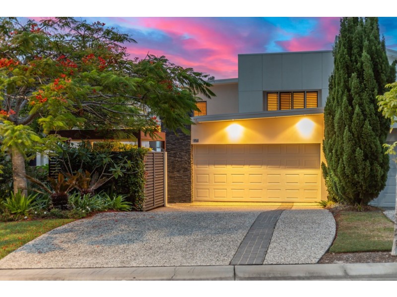 1/7005 Vista Drive, Benowa QLD 4217