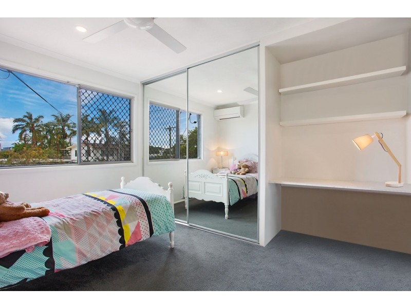 3 Gaye Parade, Miami QLD 4220