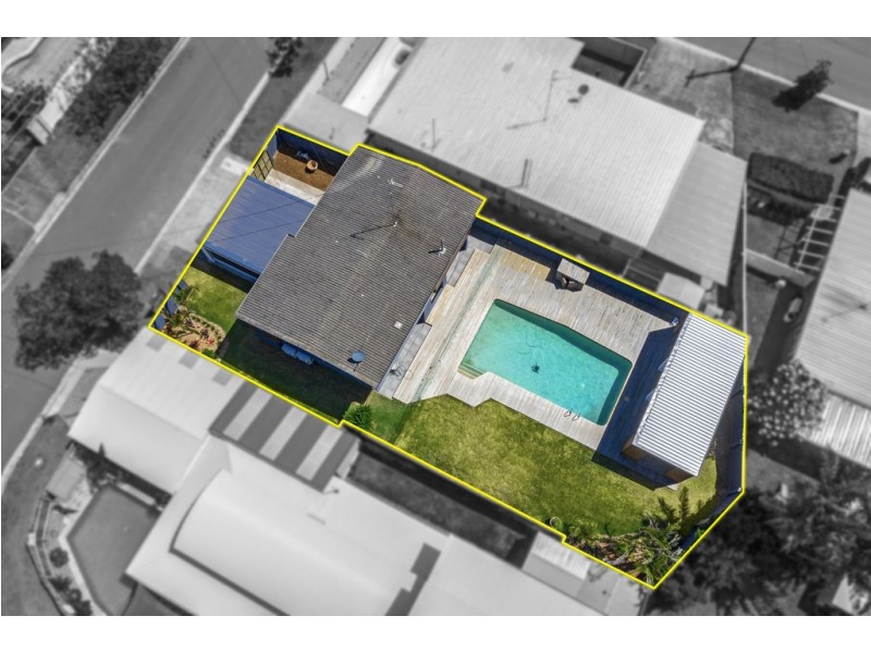 3 Gaye Parade, Miami QLD 4220