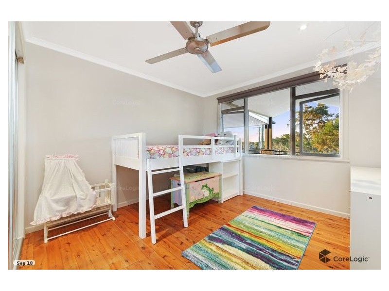 22 Saltash St, Labrador QLD 4215
