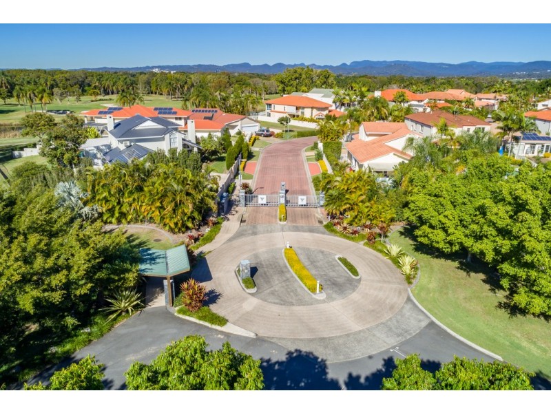 17 Meadowview Drive, Carrara QLD 4211