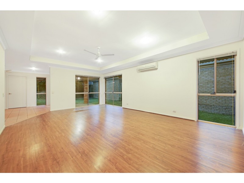 9 Meadowbank Drive, Upper Coomera QLD 4209