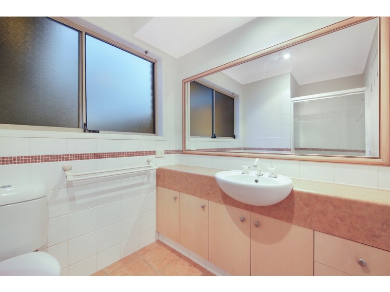 9 Meadowbank Drive, Upper Coomera QLD 4209