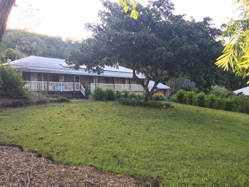 6 Baron Court, Tallai QLD 4213