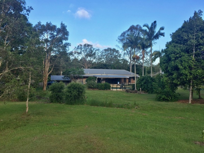 6 Baron Court, Tallai QLD 4213