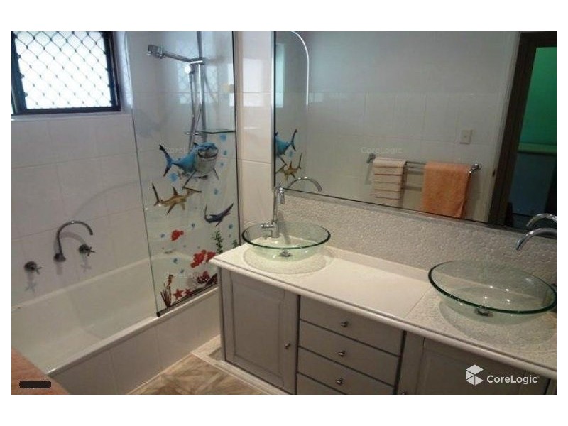 6 Baron Court, Tallai QLD 4213