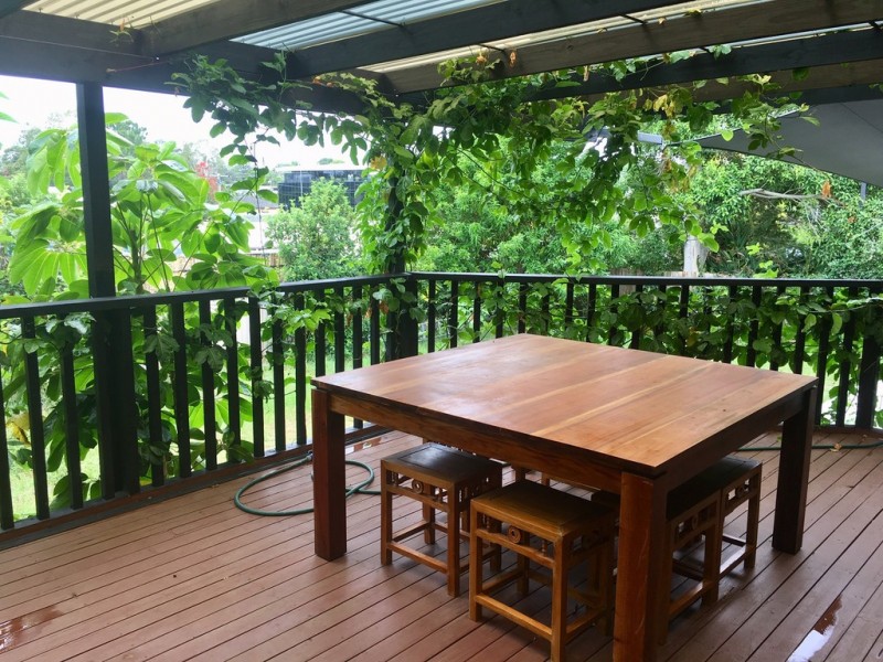 37 Kumbari Ave, Southport QLD 4215